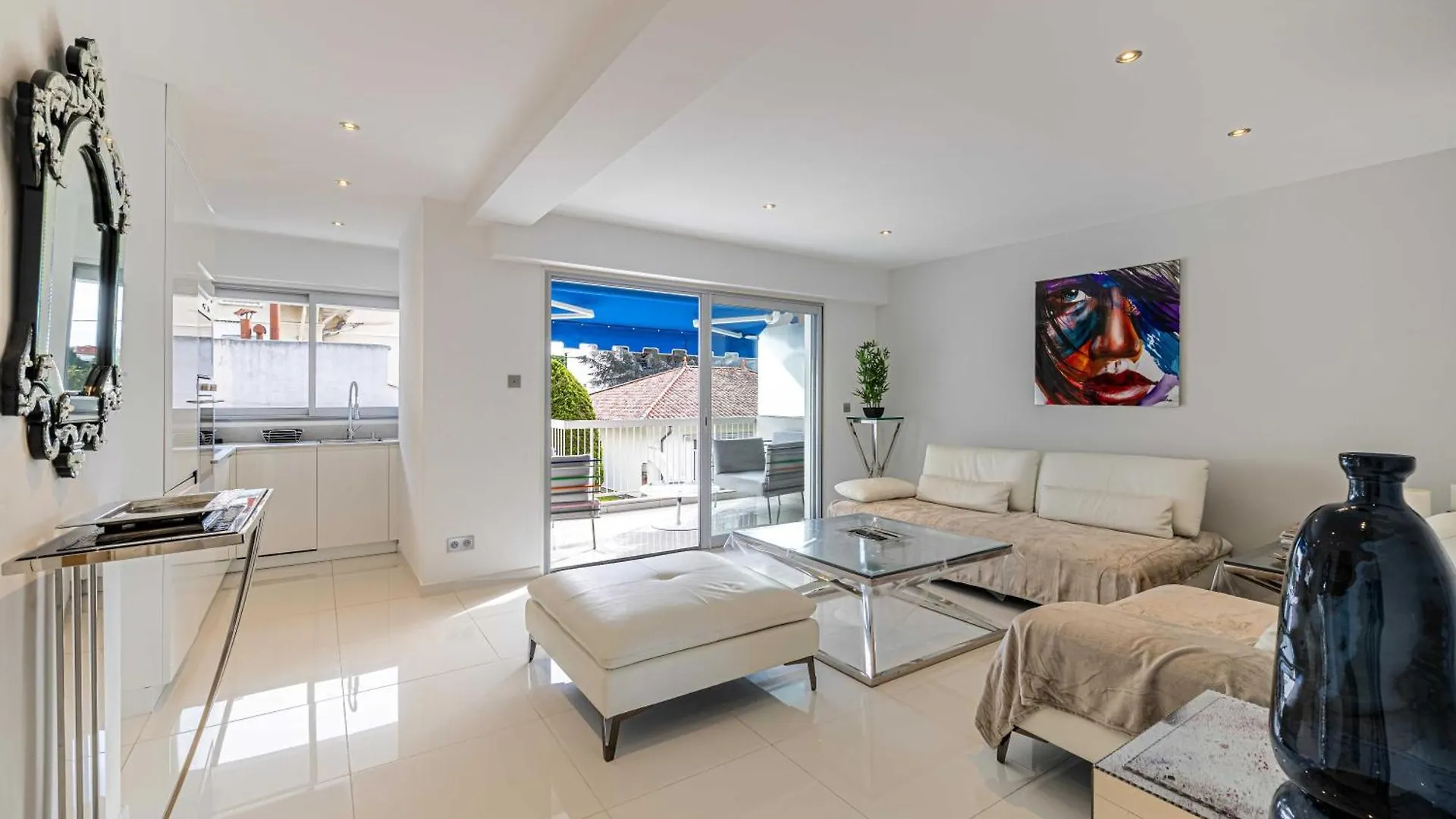 Beautiful Apartment With Sunny Terrace Cannes